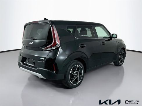 Certified 2023 Kia Soul EX FWD image 5