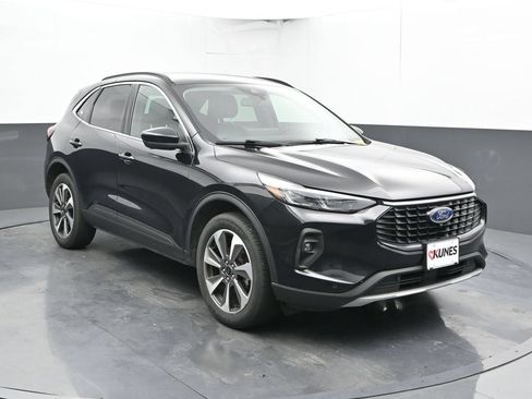 Used 2024 Ford Escape Platinum AWD/4WD image 6