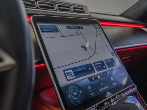 Certified 2023 Mercedes-Benz S 580 4MATIC Sedan image 33