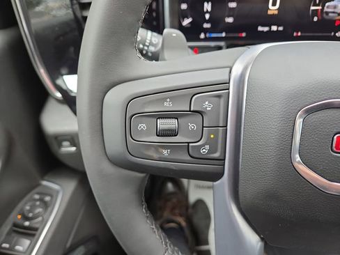 New 2026 GMC Sierra 1500 Elevation image 17