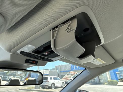 New 2025 Honda Accord SE image 28