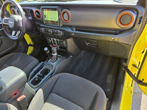 Used 2023 Jeep Gladiator Mojave w/ Cold Weather Group image 20