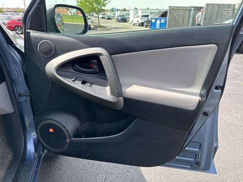 Used 2010 Toyota RAV4 Limited AWD/4WD image 34