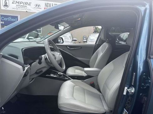 Used 2023 Kia Niro Wind w/ Wind Preserve Package FWD image 17