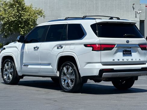 Used 2024 Toyota Sequoia Capstone AWD/4WD image 7