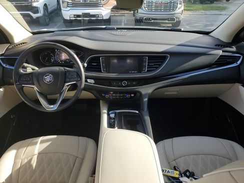 Used 2024 Buick Enclave Avenir w/ Avenir Technology Package AWD/4WD image 11