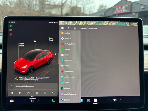 Used 2022 Tesla Model Y Performance image 42