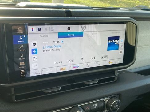 New 2026 Jeep Gladiator Sport image 20