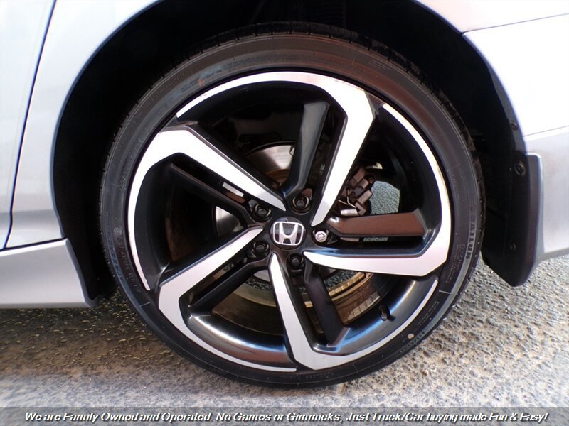 Used 2018 Honda Accord Sport image 36