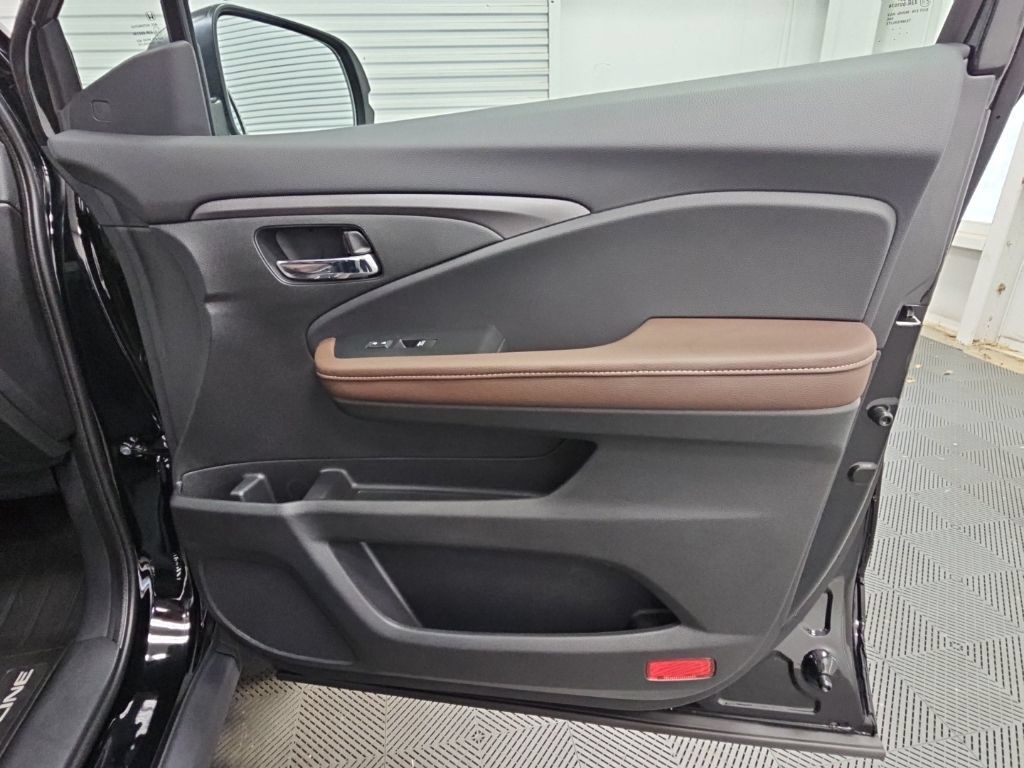 New 2026 Honda Ridgeline RTL image 43