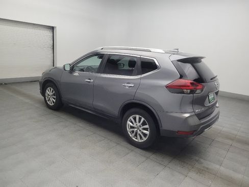 Used 2019 Nissan Rogue SV FWD image 3