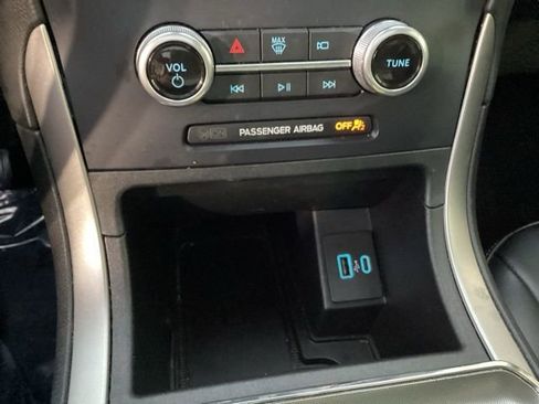 Used 2022 Ford Edge SEL w/ Convenience Package image 30