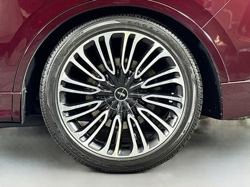 Used 2021 Lincoln Aviator Black Label w/ Dynamic Handling Package image 34