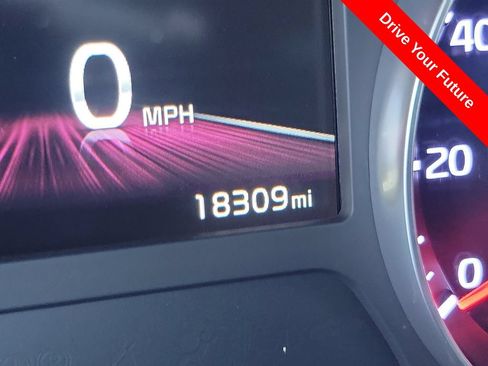 Used 2023 Kia Forte GT-Line w/ GT-Line Technology Package FWD image 8