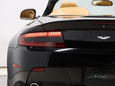 Used 2012 Aston Martin V8 Vantage V8 Convertible 2D image 53