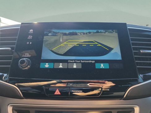 Certified 2023 Honda Passport EX-L image 34