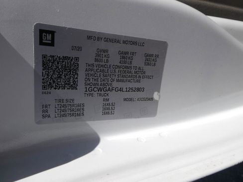 Used 2020 Chevrolet Express 2500 w/ Safety Package RWD image 10