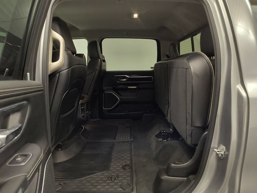 Used 2022 RAM 1500 Laramie AWD/4WD image 24