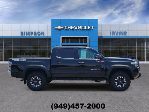 Used 2023 Toyota Tacoma TRD Off-Road AWD/4WD image 9