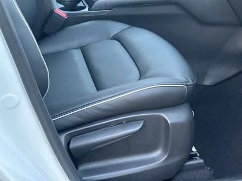 New 2025 MAZDA CX-5 AWD 2.5 S w/ Select Package image 10