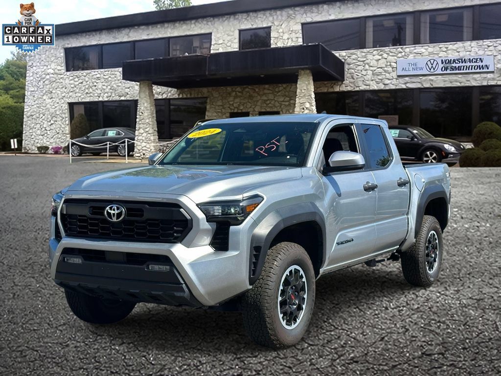 Used 2024 Toyota Tacoma TRD Off-Road AWD/4WD image 2