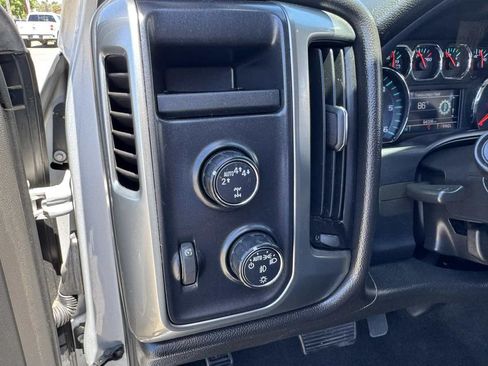 Used 2018 Chevrolet Silverado 1500 LT w/ Texas Edition AWD/4WD image 25