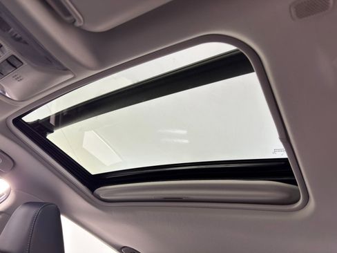 Used 2024 Toyota RAV4 XLE Premium image 11