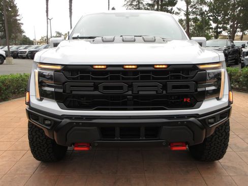 Used 2025 Ford F150 Raptor w/ Equipment Group 803A Raptor R AWD/4WD image 7