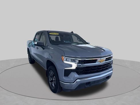 Used 2024 Chevrolet Silverado 1500 LT AWD/4WD image 14