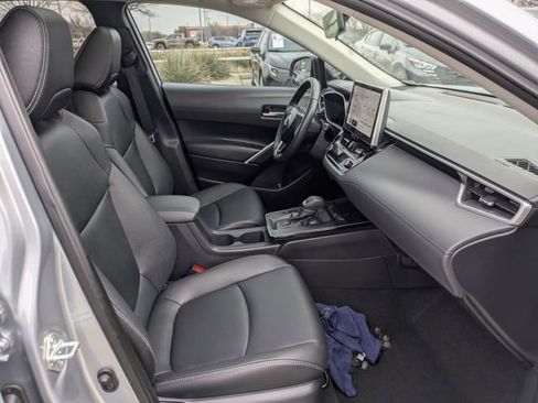 Certified 2026 Toyota Corolla Cross XLE w/ Convenience Package image 33