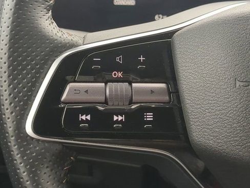 Used 2023 Nissan Ariya FWD image 23