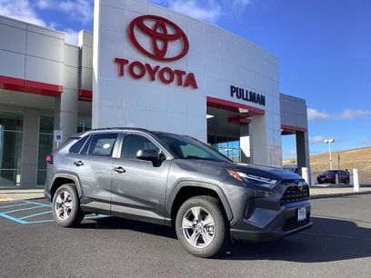 New 2024 Toyota RAV4 SE