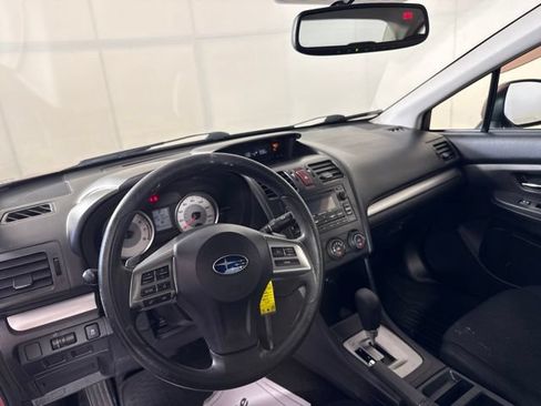 Used 2014 Subaru Impreza 2.0i Premium w/ Popular Package #2 AWD/4WD image 16