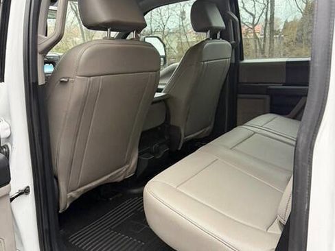 Used 2022 Ford F250 XL w/ Power Equipment Group image 28