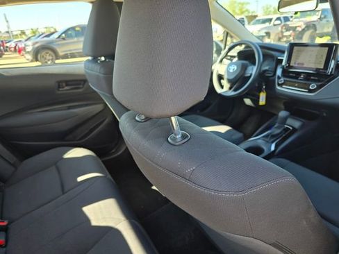 Used 2026 Toyota Corolla LE FWD image 12