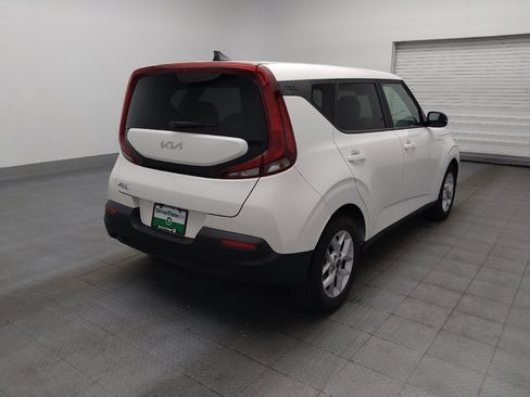 Used 2022 Kia Soul LX w/ Technology Package FWD image 9