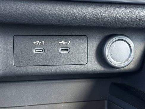 Used 2025 Nissan Rogue SV AWD/4WD image 21