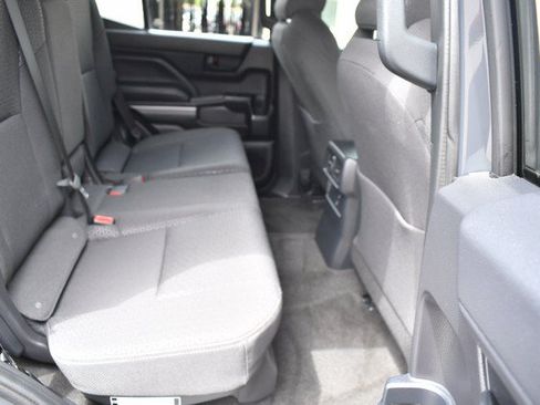 Certified 2025 Toyota 4Runner SR5 AWD/4WD image 28