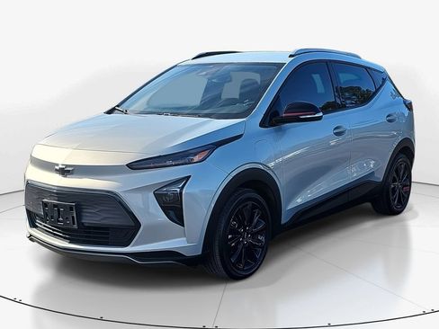 Used 2023 Chevrolet Bolt EUV LT w/ Convenience Package image 10