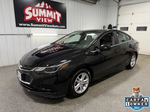 Used 2018 Chevrolet Cruze LT w/ Convenience Package FWD image 1