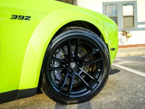 Used 2022 Dodge Challenger R/T Scat Pack RWD image 7