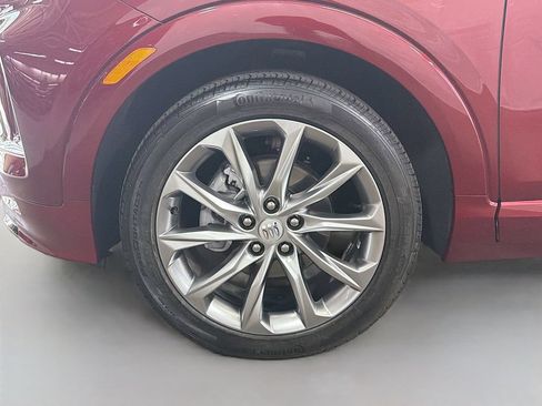 Used 2024 Buick Encore GX Avenir w/ Avenir Technology Package FWD image 32