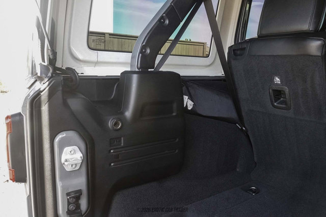 Used 2022 Jeep Wrangler Unlimited Sahara AWD/4WD image 56
