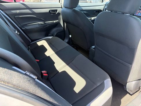 Used 2025 Nissan Versa S w/ Trunk Package FWD image 27