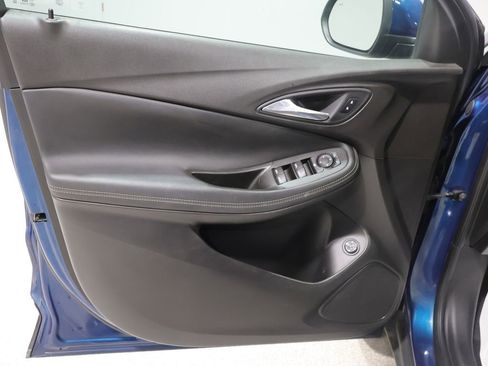 Used 2021 Buick Encore GX Select AWD/4WD image 13