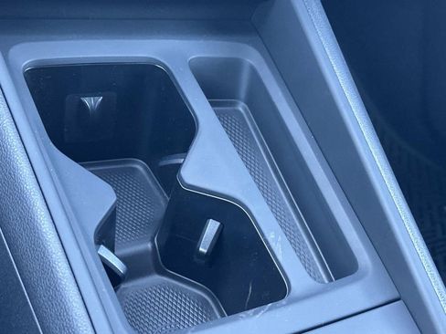 New 2026 Volkswagen Tiguan SE R-Line AWD/4WD image 7