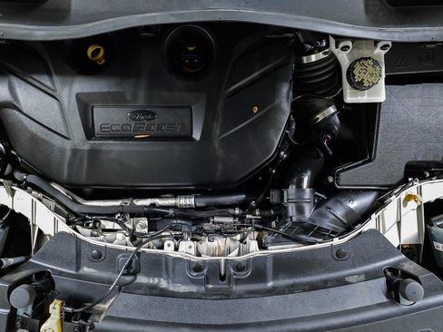 Used 2017 Ford Escape Titanium image 14