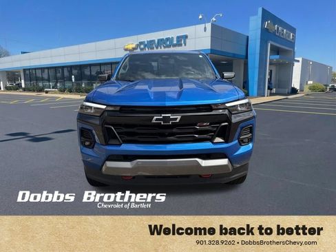 Used 2023 Chevrolet Colorado Z71 w/ Z71 Convenience Package 2 AWD/4WD image 2