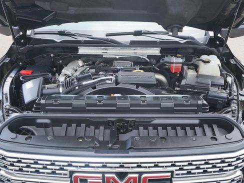 Used 2020 GMC Sierra 2500 Denali w/ Denali Ultimate Package AWD/4WD image 28
