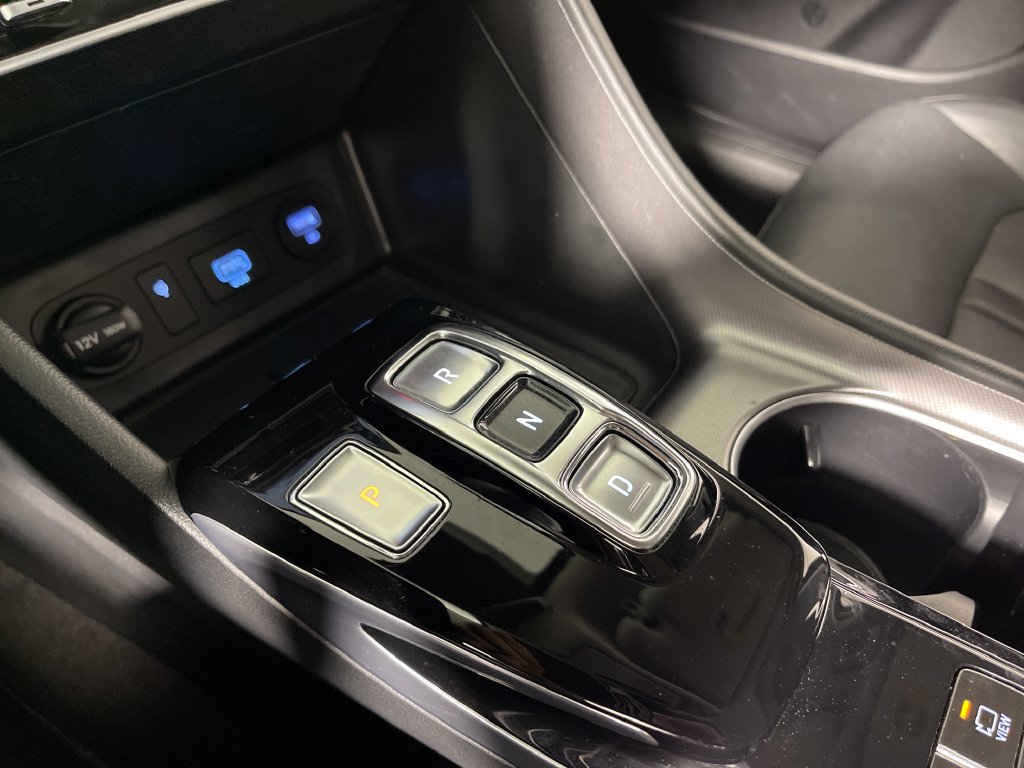 Certified 2022 Hyundai Sonata Limited FWD image 24